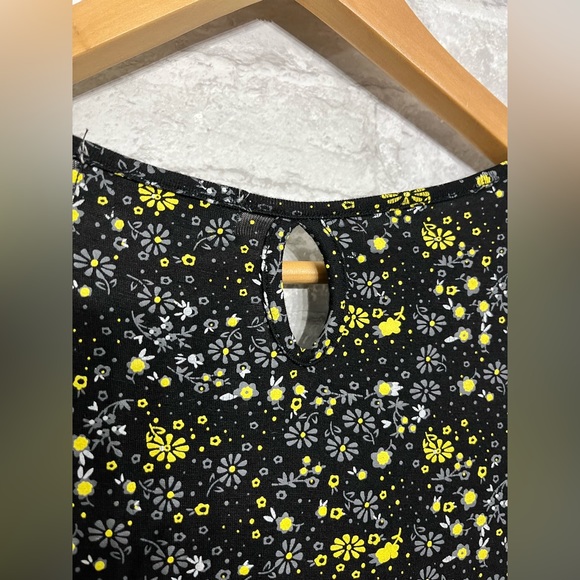 PAPILLON - ruffle floral spring summer tiered stretch tank blouse size small - Picture 6 of 9